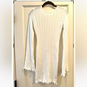 Elegant White Ribbed Knit Dress